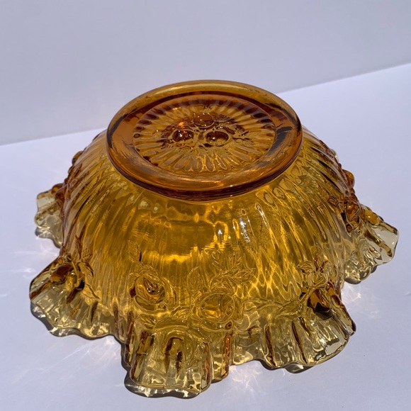 VTG Fenton Amber Glass Ruffled/Thumbprint Edge 9"x3.5" Bowl Cabbage Rose Pattern - Picture 7 of 8